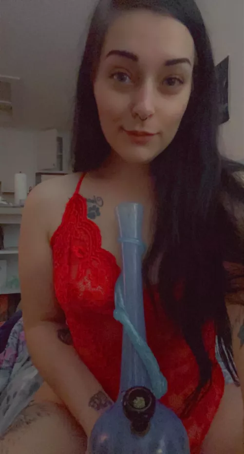 wondering where my smoking buddy is 🤔