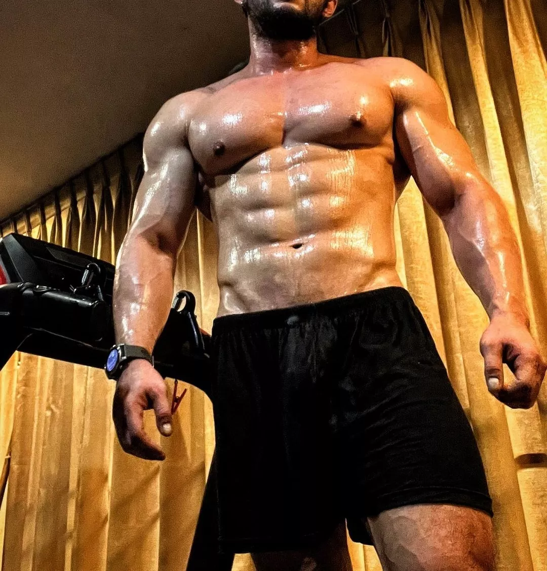 Workout makes me fcken horny [38]