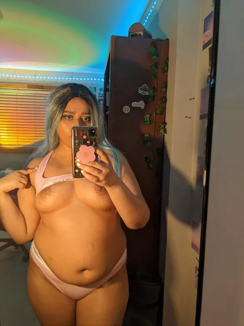 Would you ask me out for coffee if I lived close to you?❤️