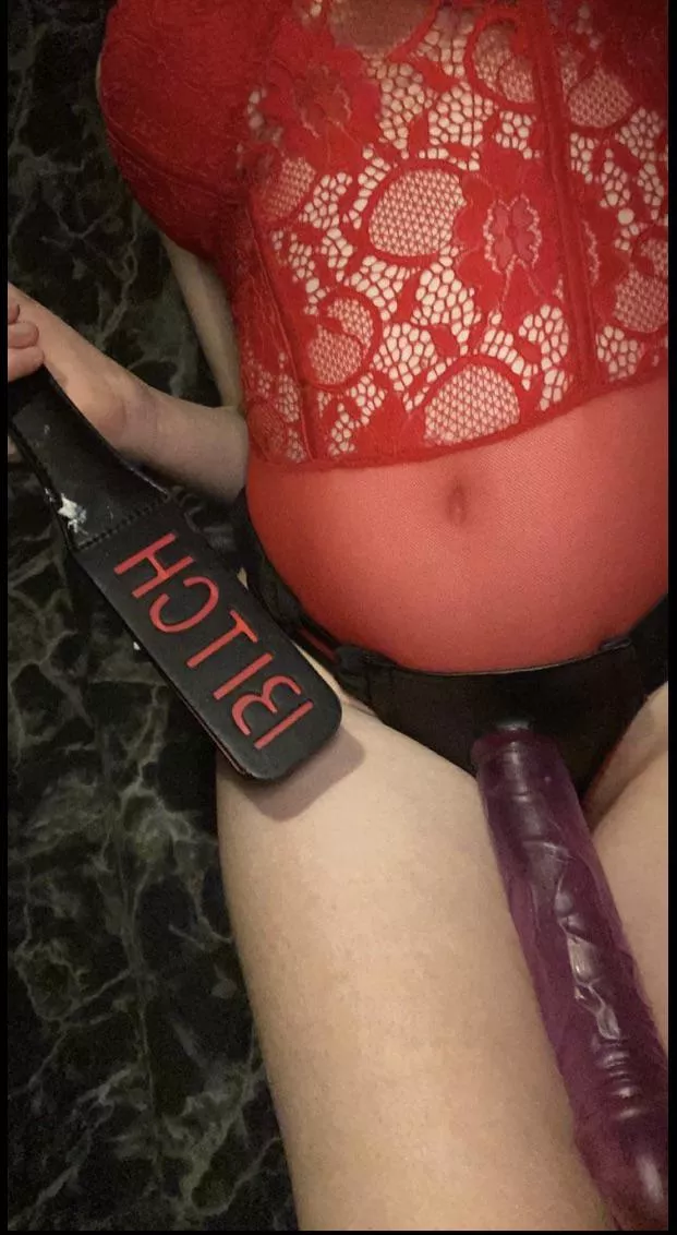 Would you be a good bitch and sit on my lap? 😈