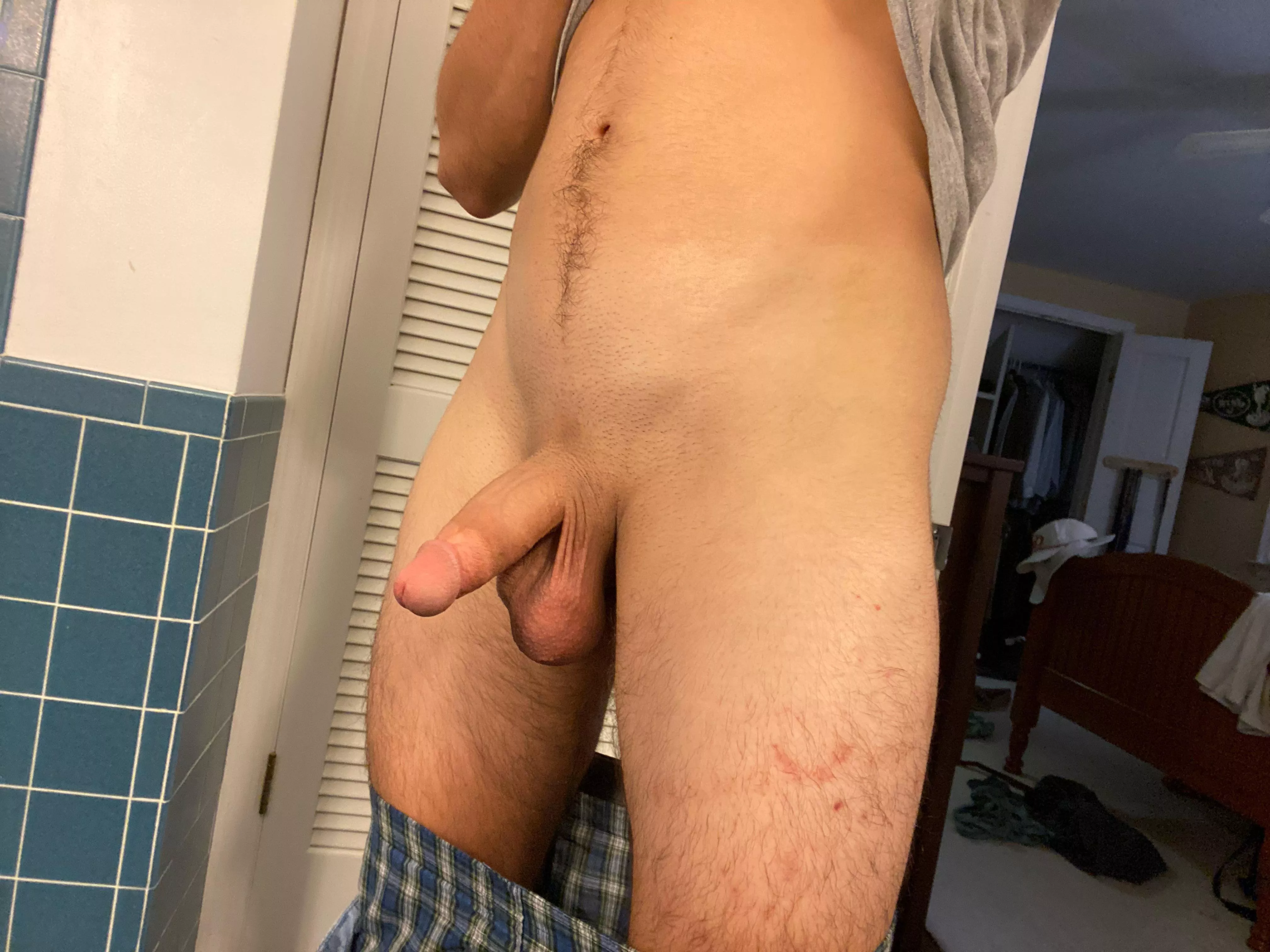 Would you blush if you saw me changing