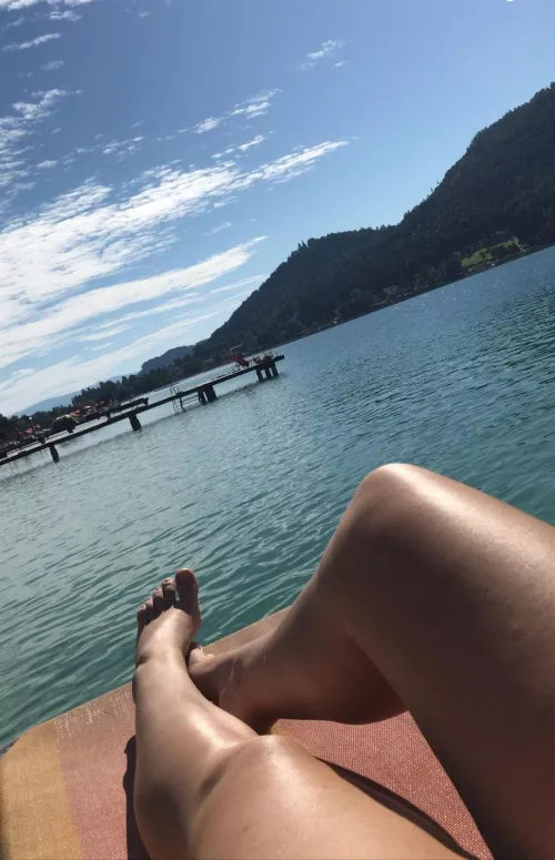 Would you cover my feet with your cum?💦🔥