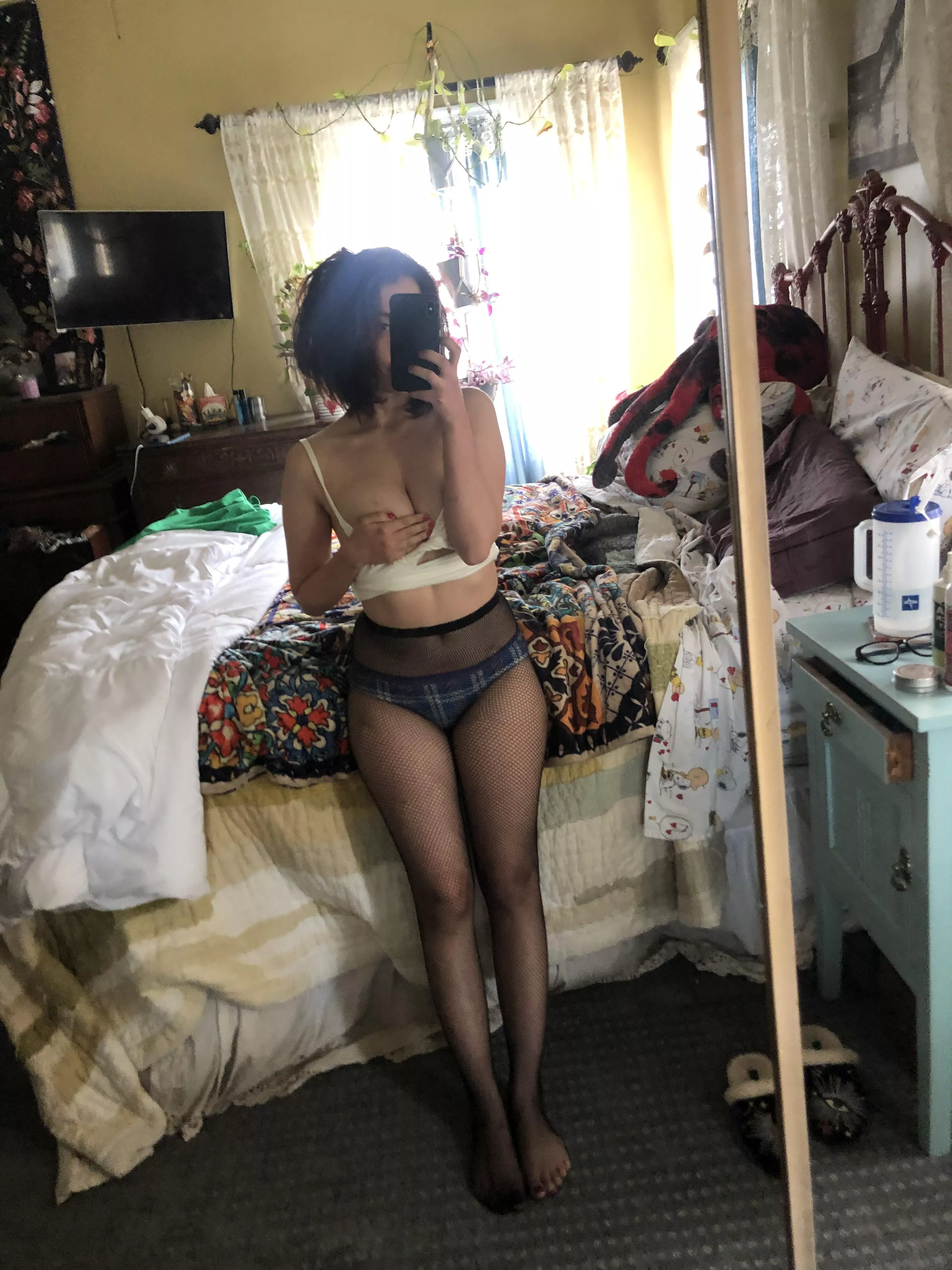 would you ever own a japanese/german slut? or do I belong to the streets ? would you ever own a japanese/german slut? or do I belong to the streets ?