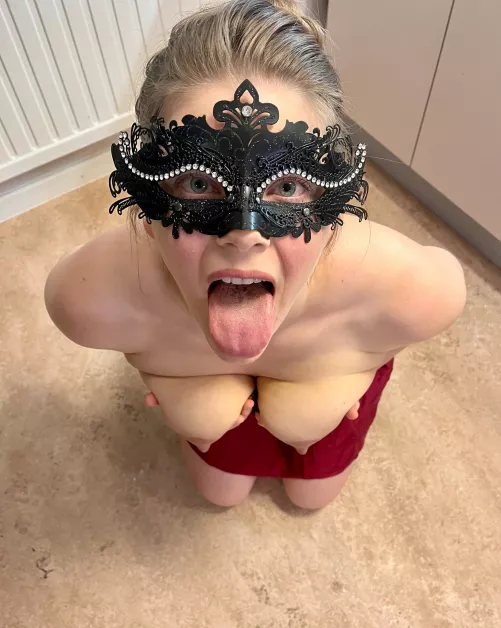 Would you feed this MILF?