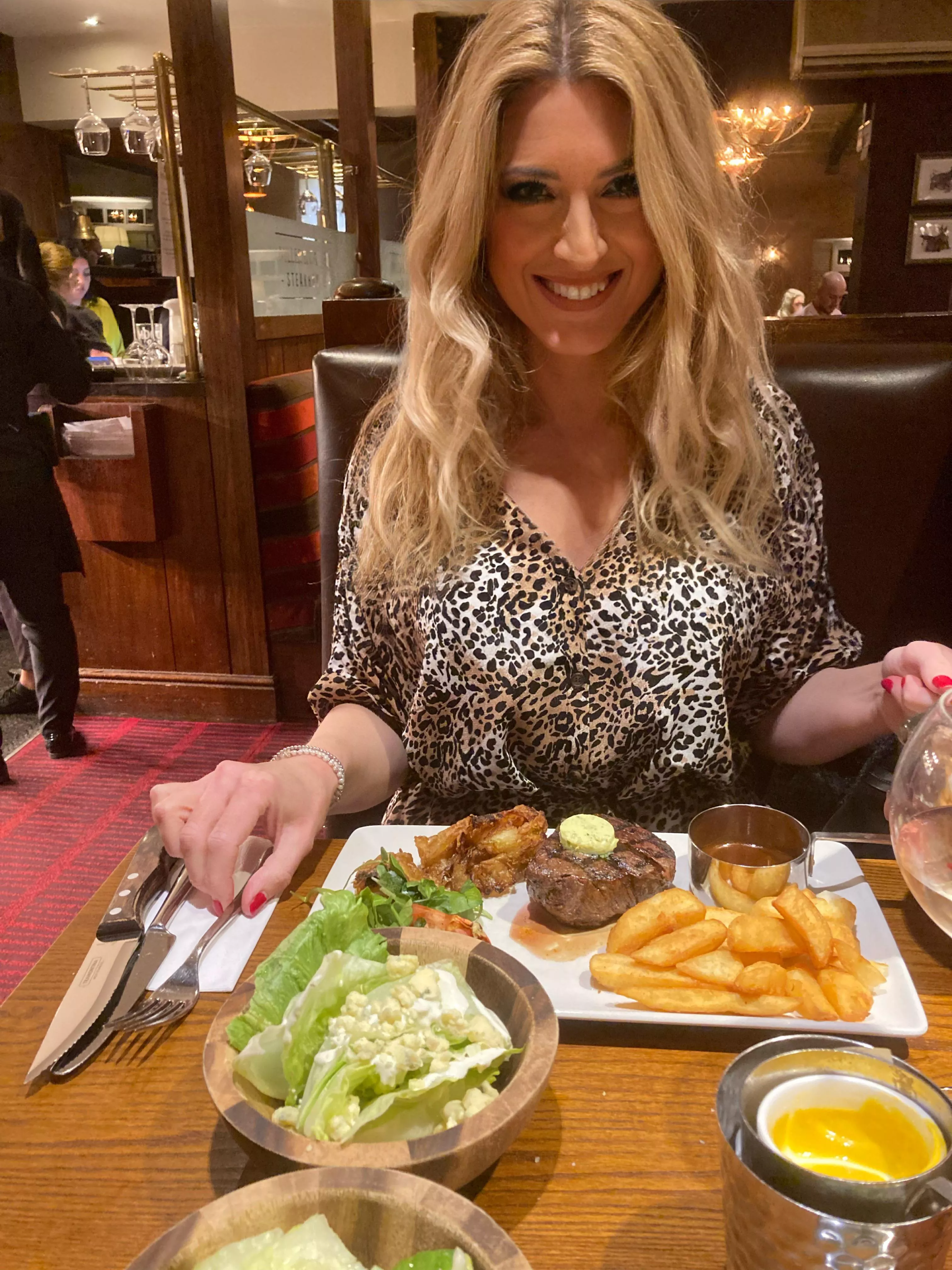 Would you fuck me in a restaurant if I asked?