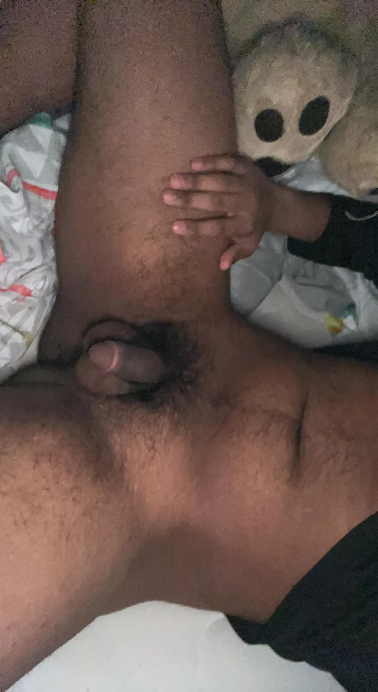 would you let me chill on your bed? (bury your face in)