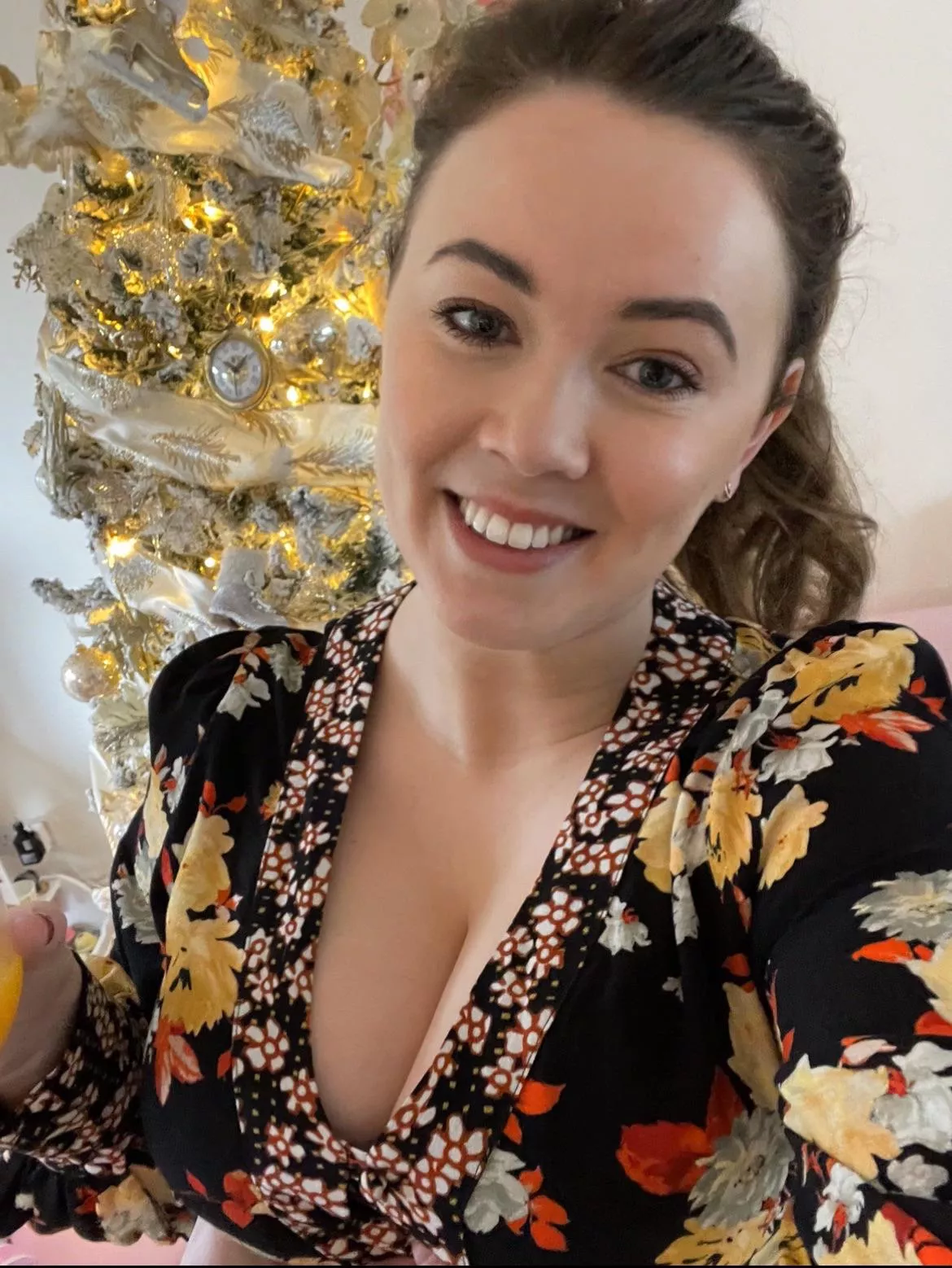 Would you pay for homemade videos of wifey? IRTR