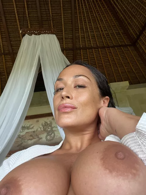 Would you suck my nipples I cum fast49f….