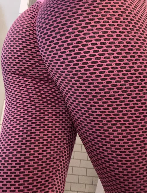 Would you talk to me if you saw me in the gym?