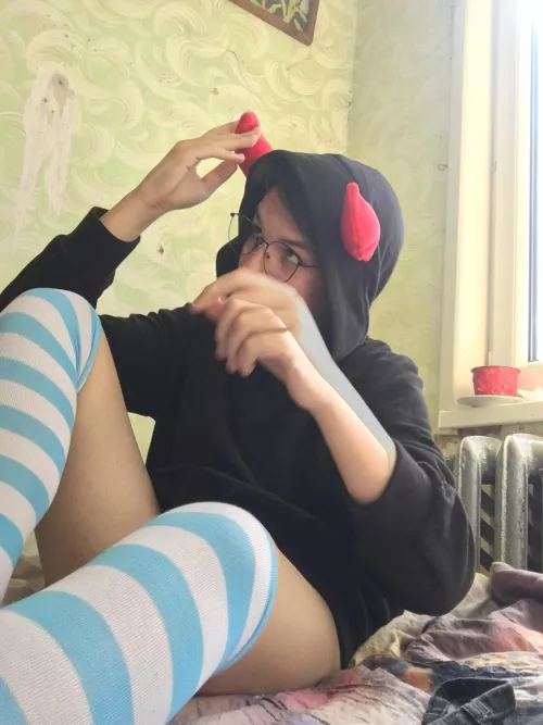 Wow these are some floppy horns…