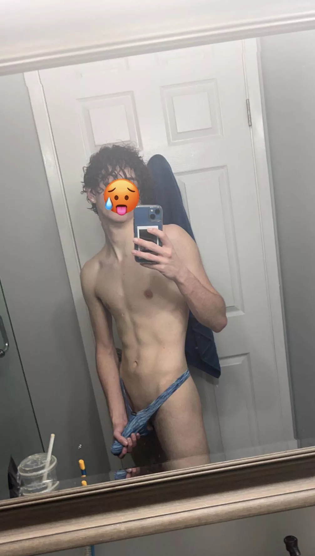 Wow you guys really liked my last post. Might need to have another photoshoot 😅