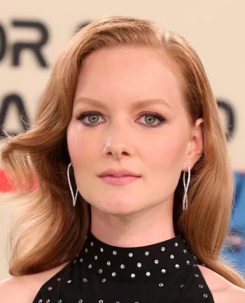 Wrenn Schmidt