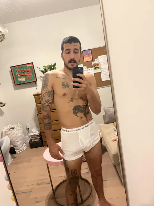 Y’all like easy access? 🤠🍆