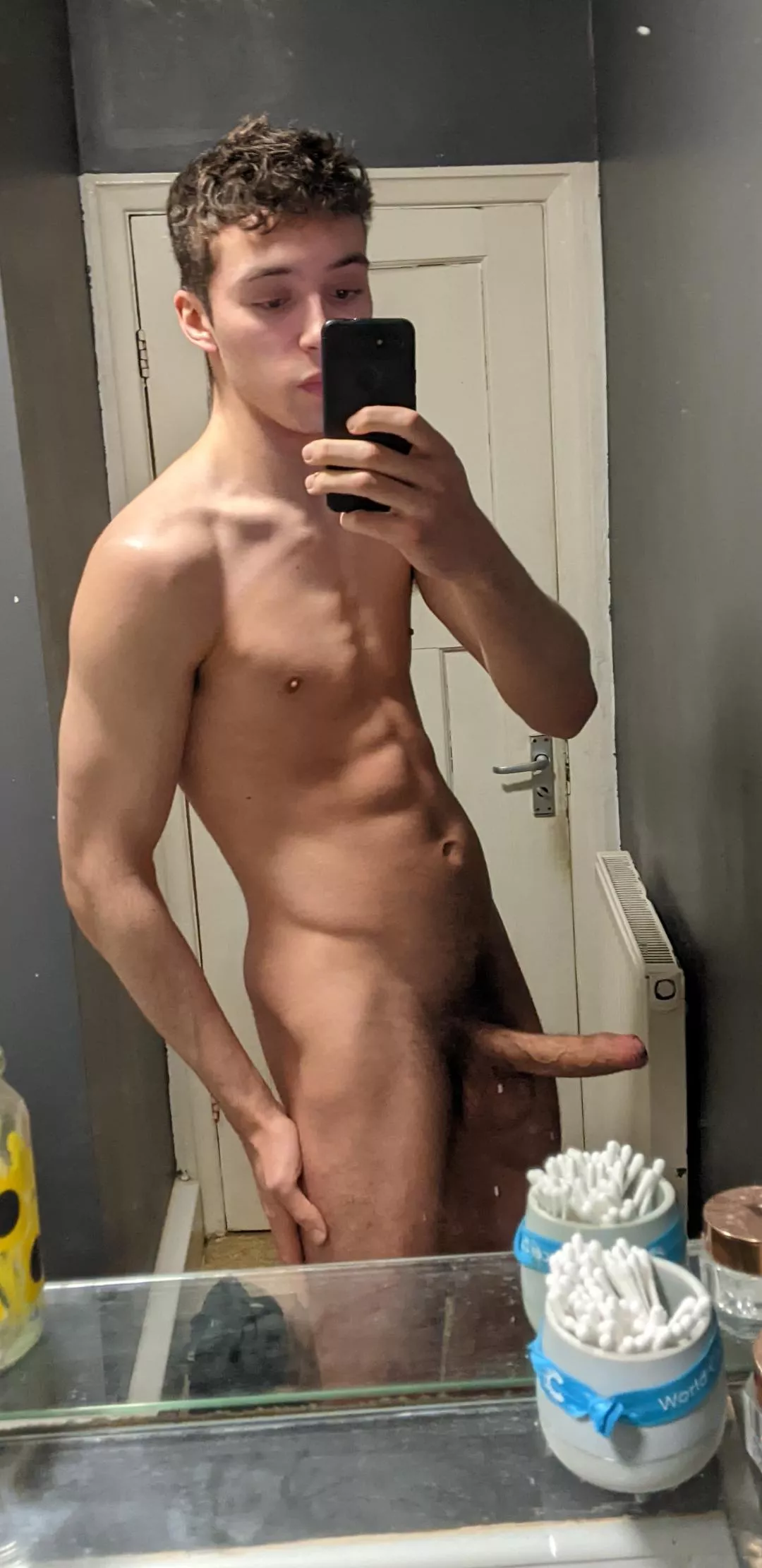 y'all think I'm big enough?