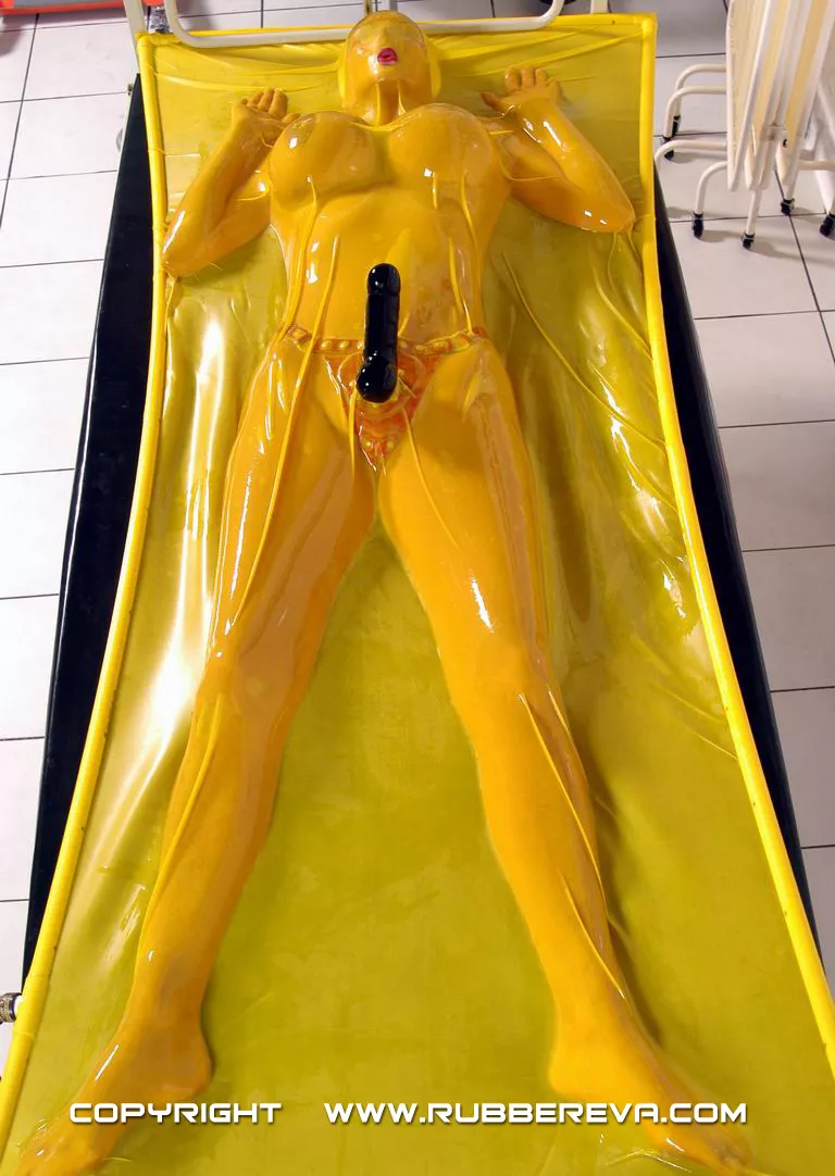 ��??Yellow vac-bed