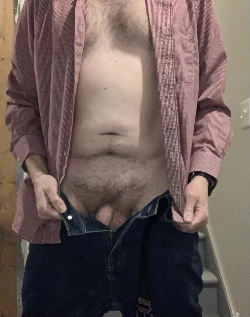 🎵YKK on your zipper, lick you like a lizard🎵