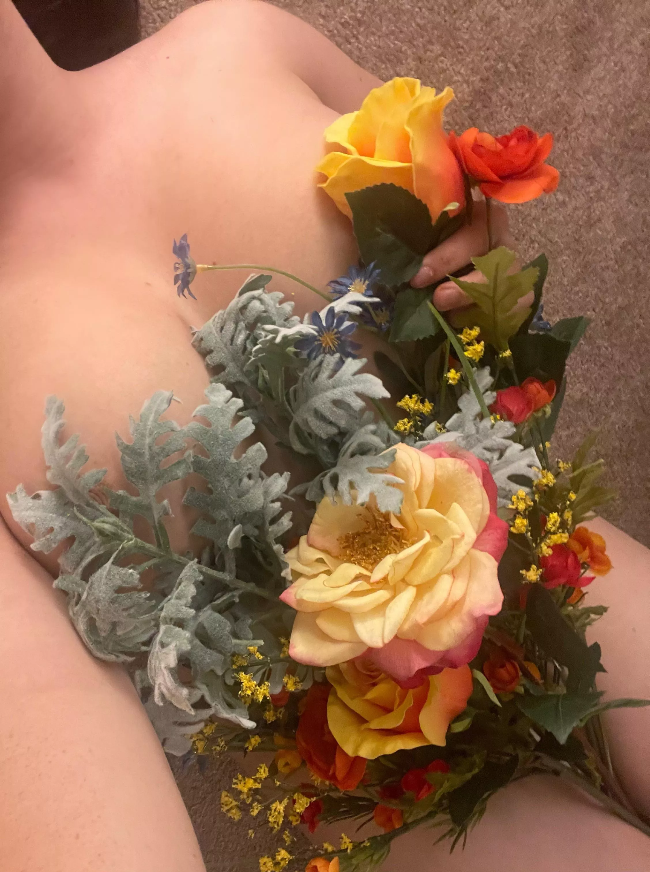 You can call me Flower if you want to 🥰. (Preparing for Nyotaimori display this weekend).