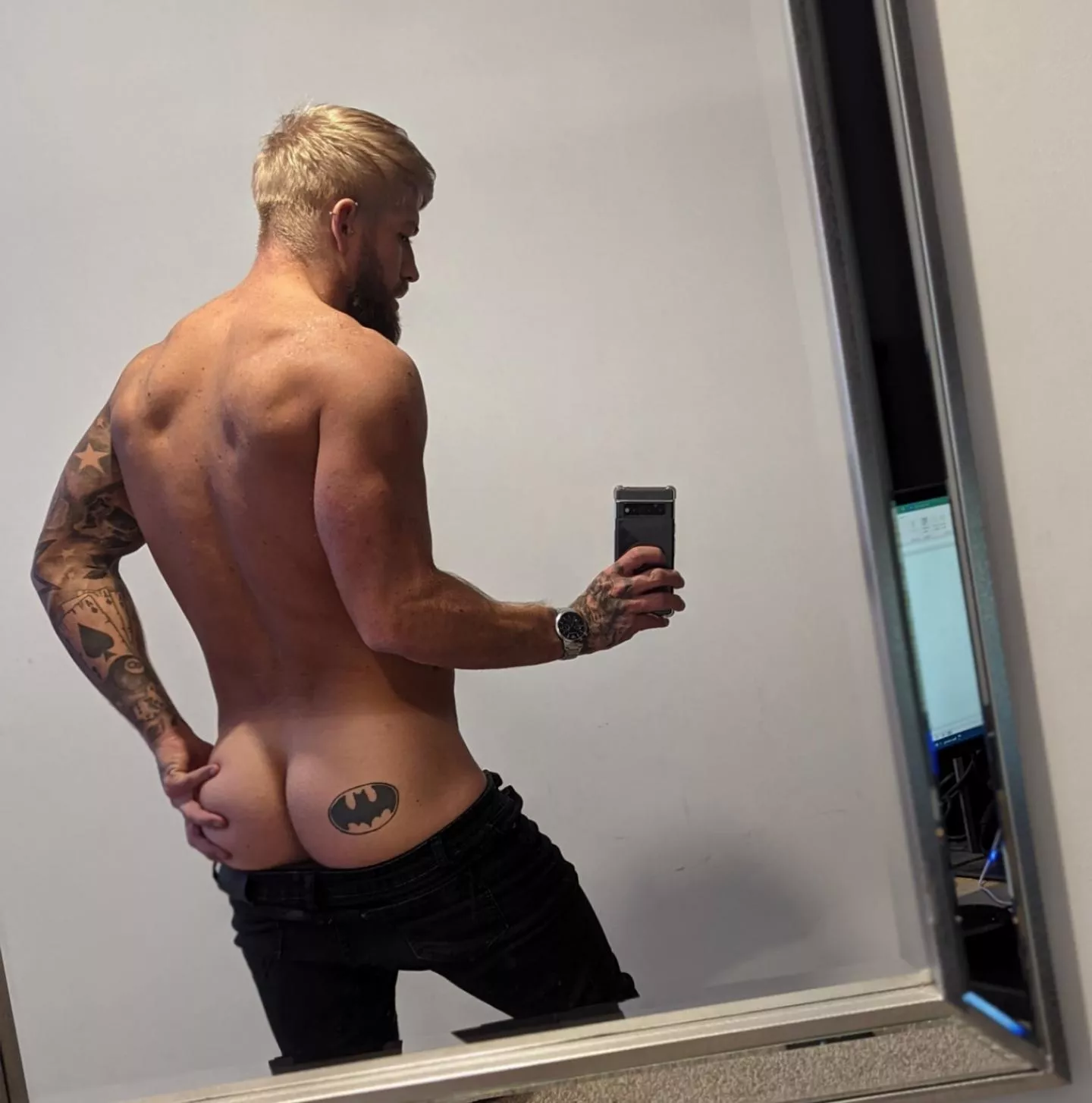 You can grab the other cheek