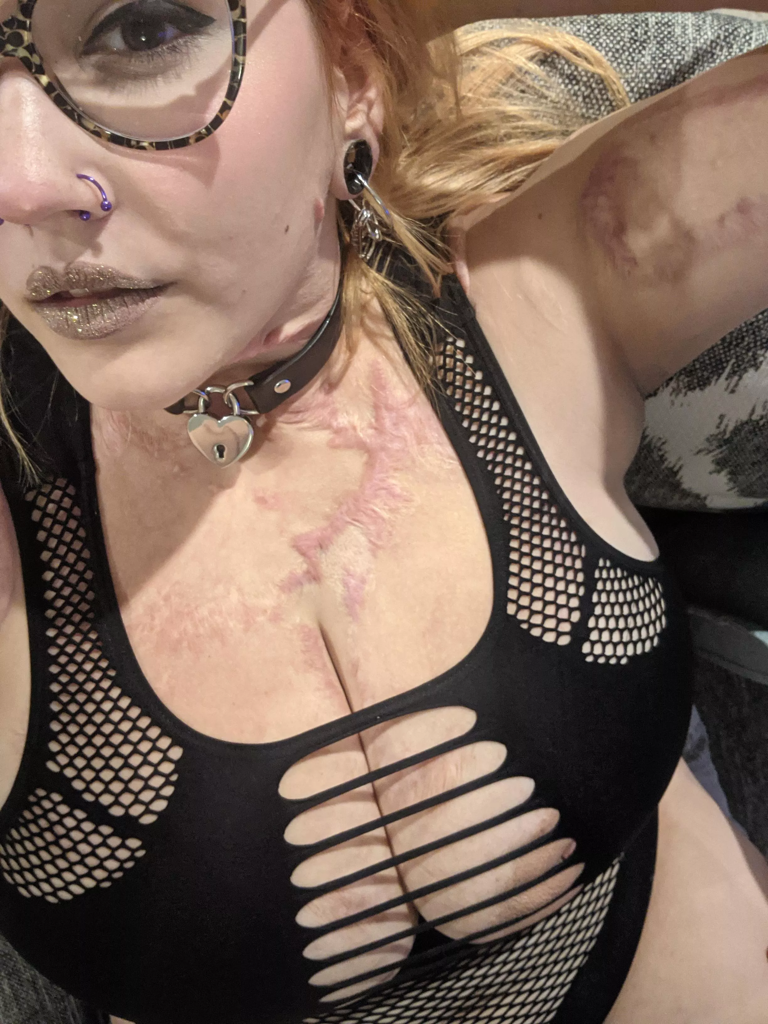 you can secretly stare at my cleavage, I'll pretend I don't notice.