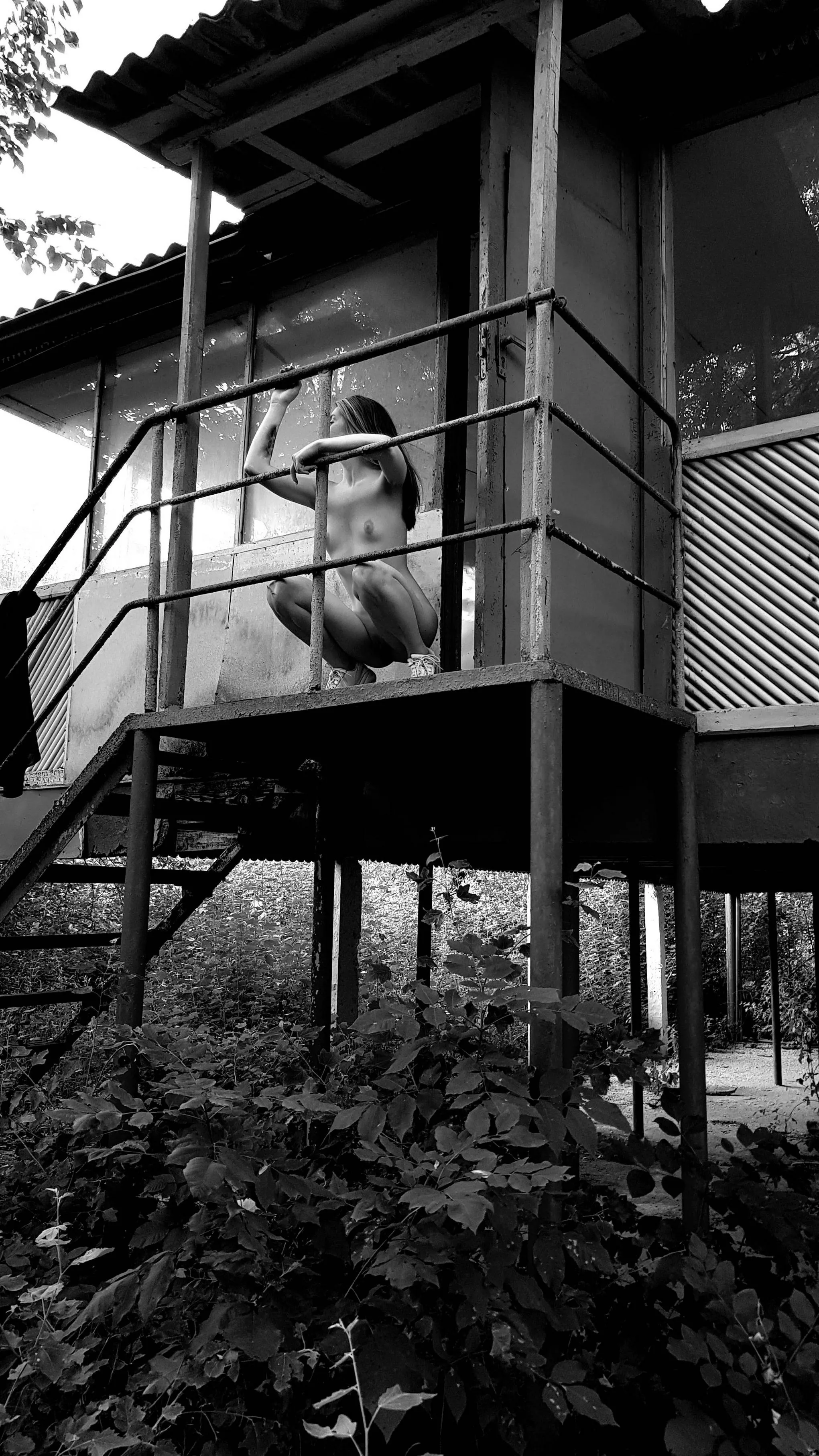 You go out for a smoke and you see me, wyd? [F] [IMG]