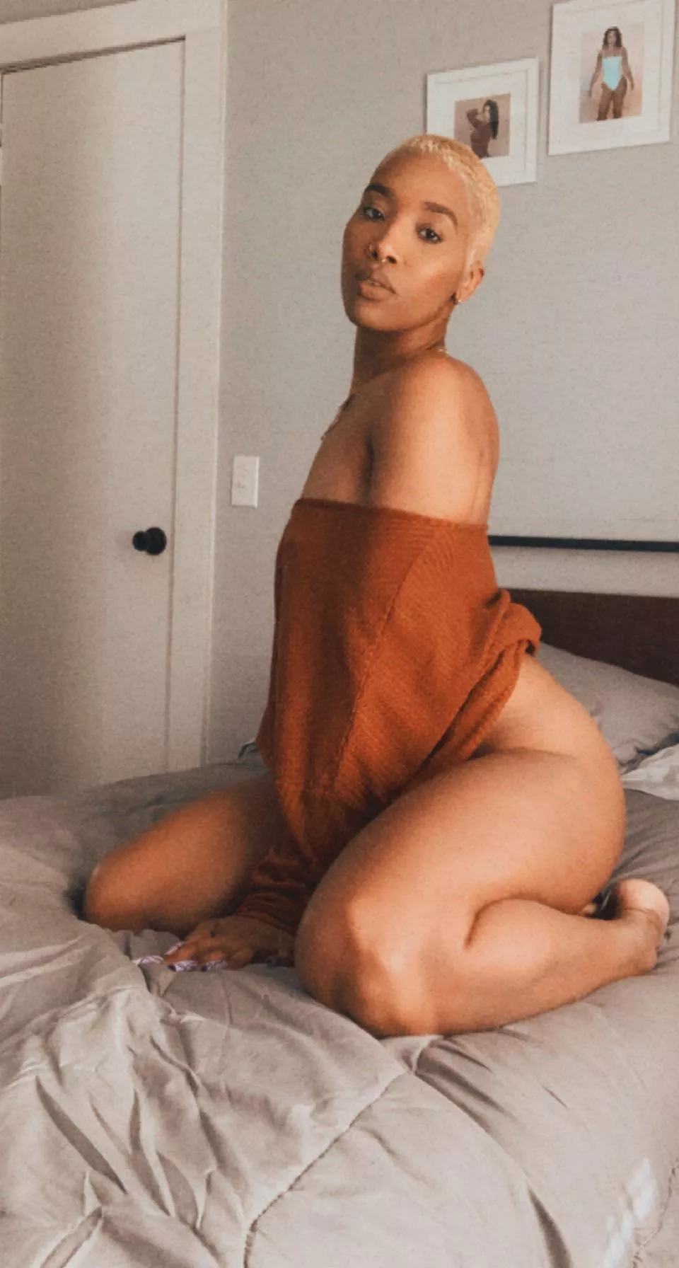 You like tall women? 😊