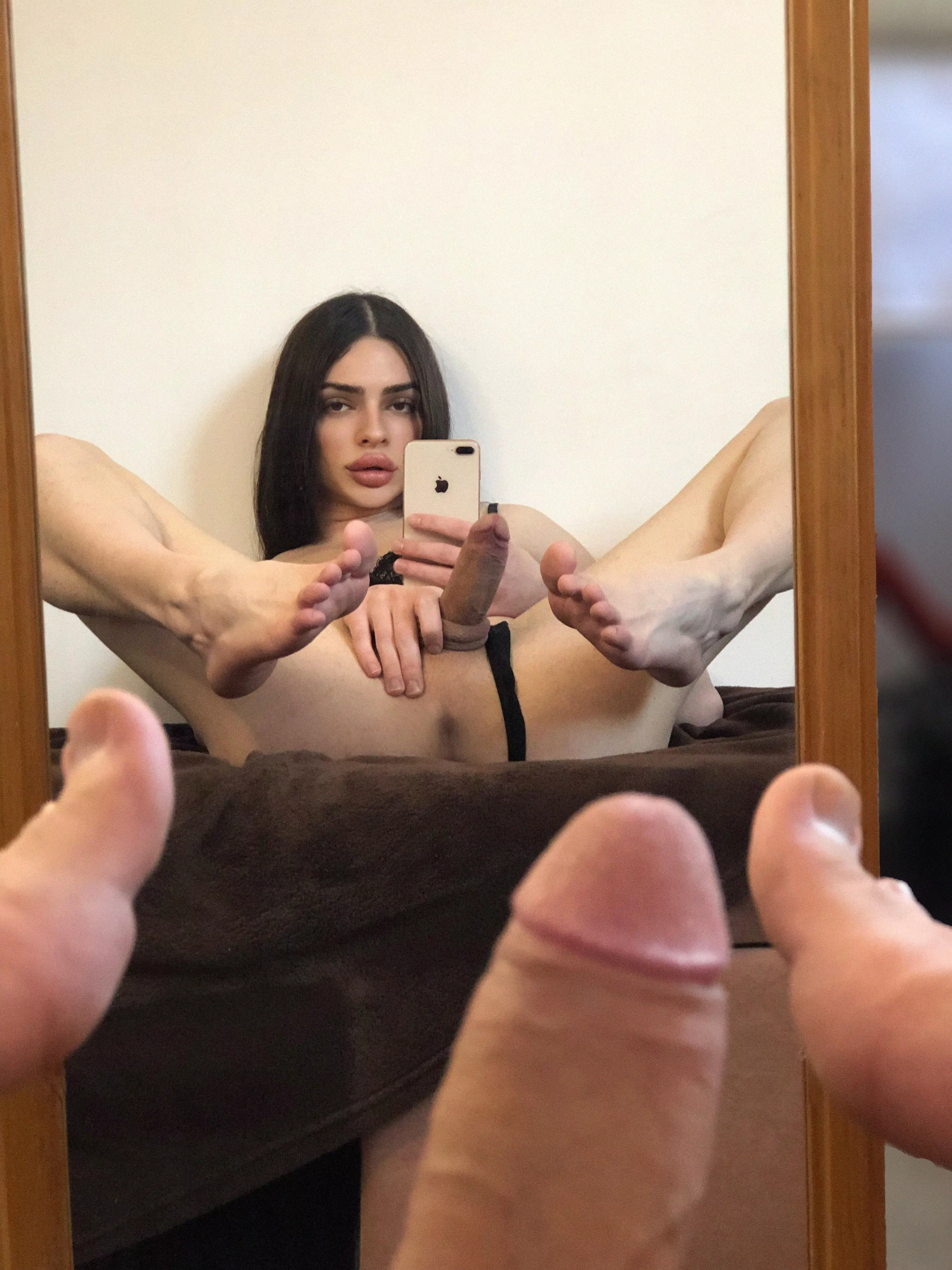 You see me waiting for you like this wyd first?