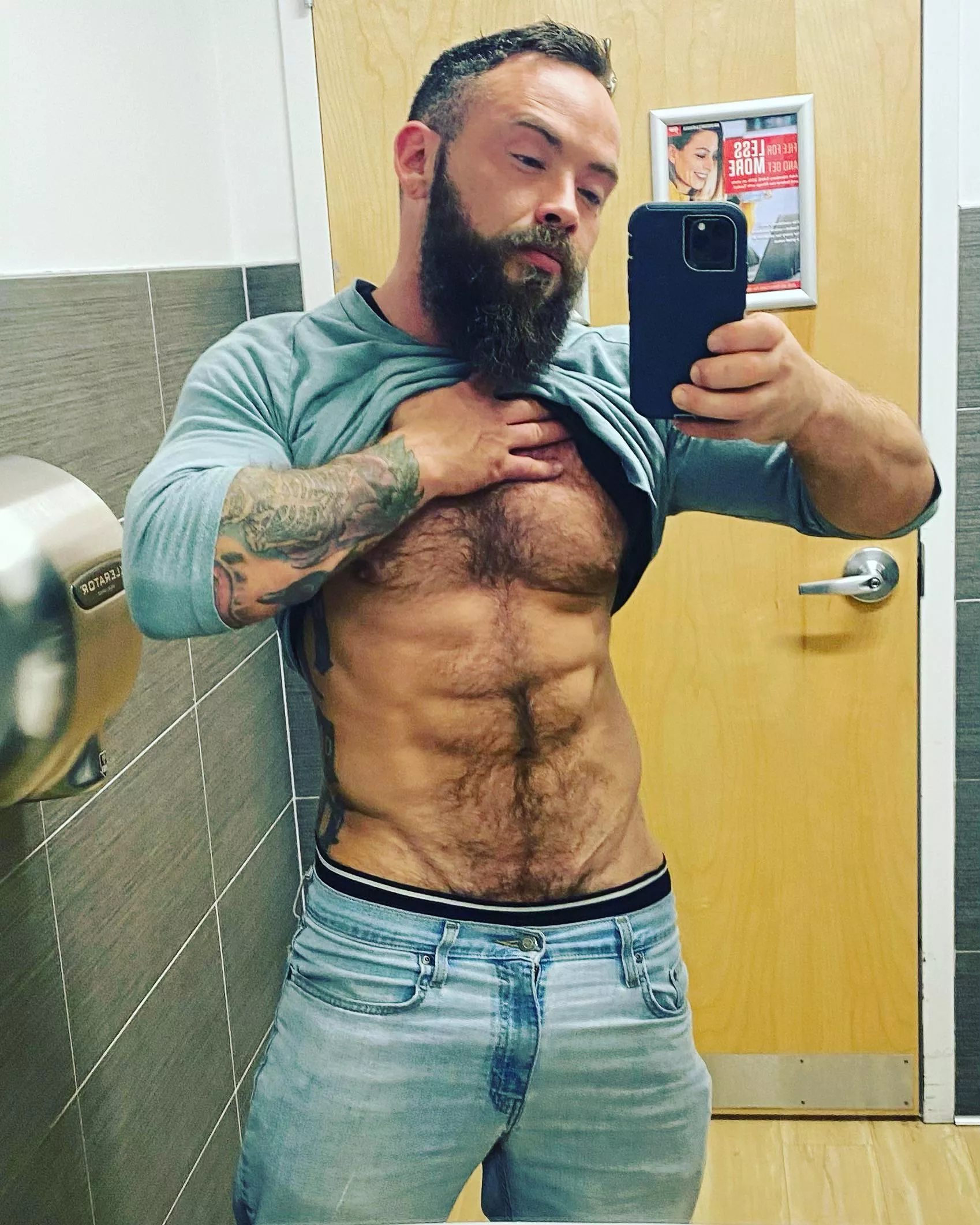 You should see the rest of me😉