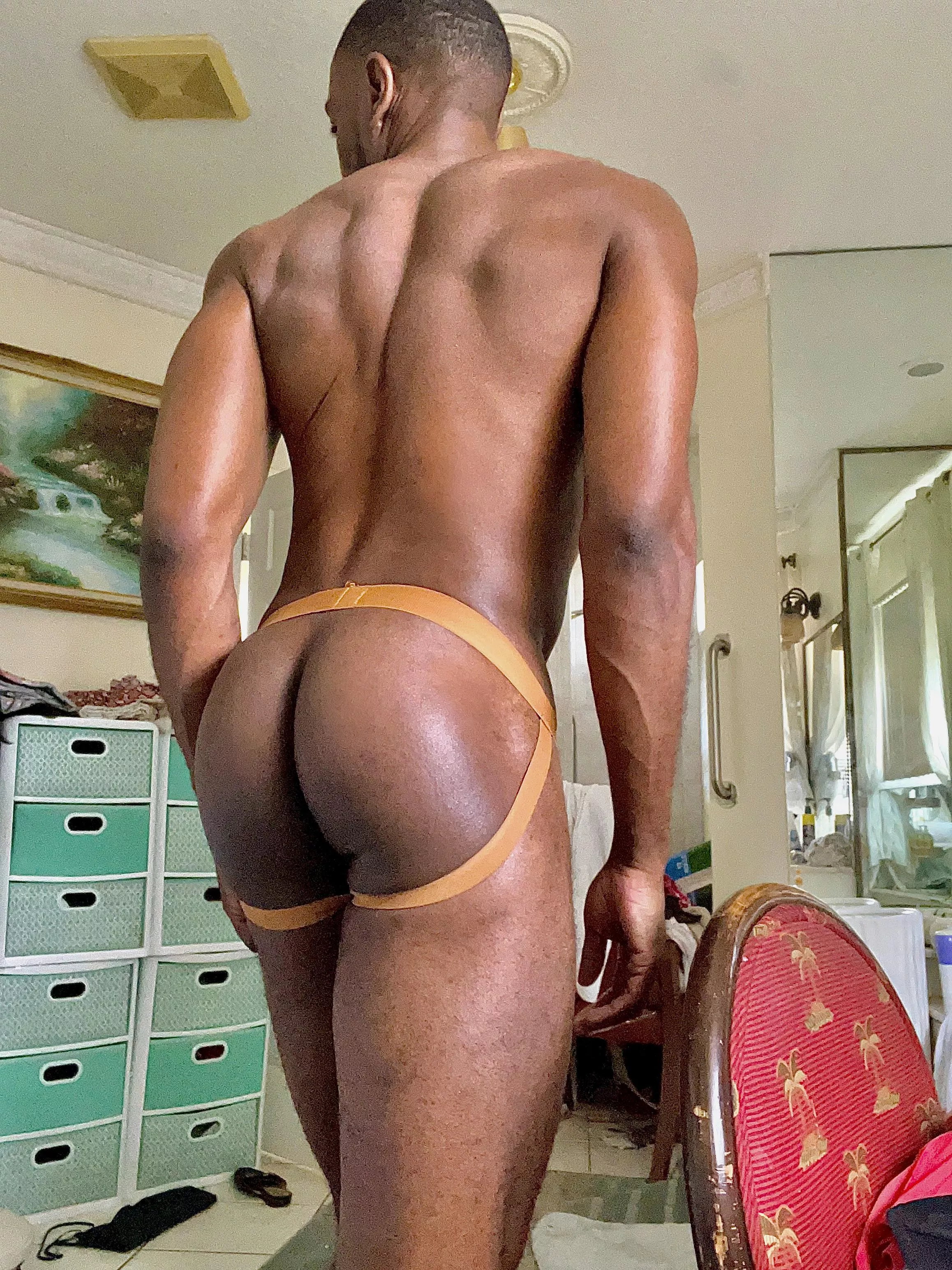 You should see the stuff that I don’t post 🤫