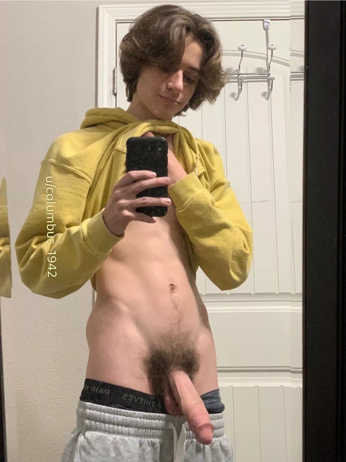 You wanna lick it? 👅