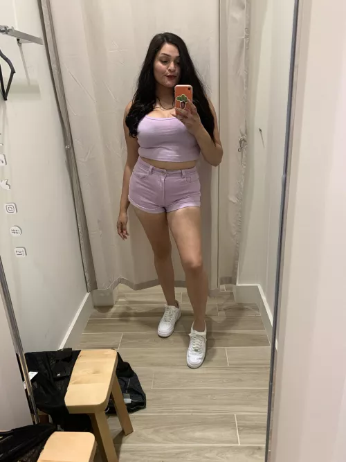 Young Mexican & slutty. ❤️ como te gustan