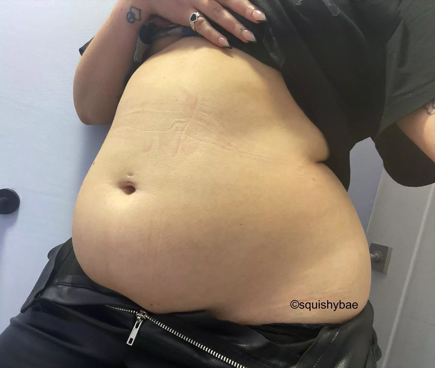 Your daily dose of Squishy’s belly 🥰 Your daily dose of Squishy’s belly 🥰