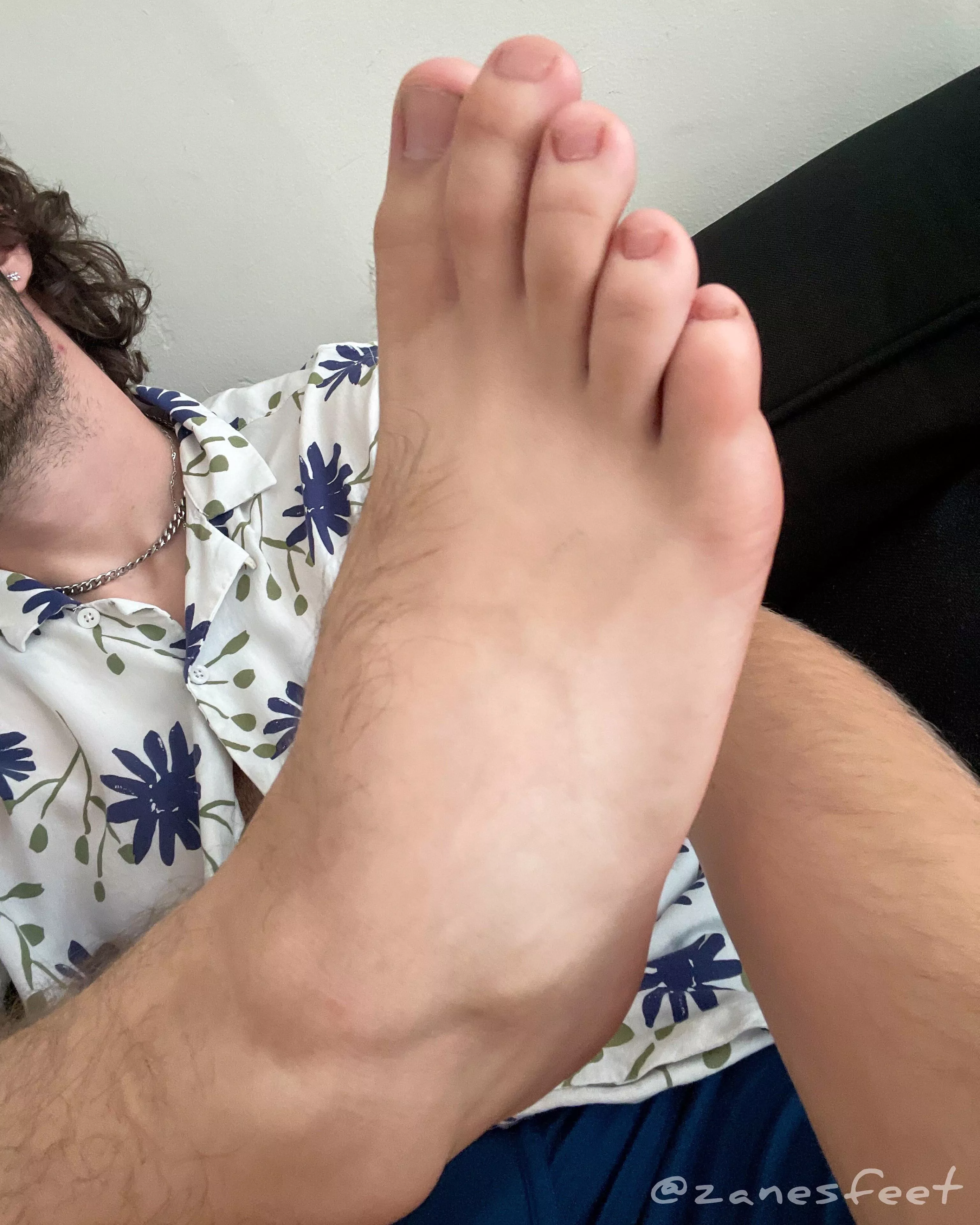 Your dream boy🦶🏻