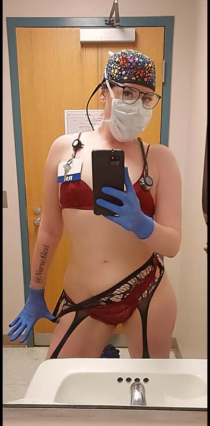 Your naughty nurse is feeling extra naughty today. Wanna play? Let me help you get well πππ
π¦π₯π Your naughty nurse is feeling extra naughty today. Wanna play? Let me help you get well πππ
π¦π₯π