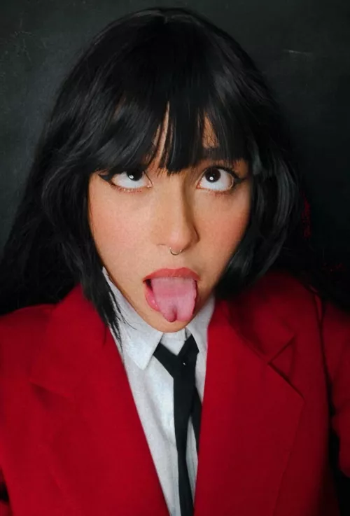 Yumeko is now ready to enjoy 👅💦