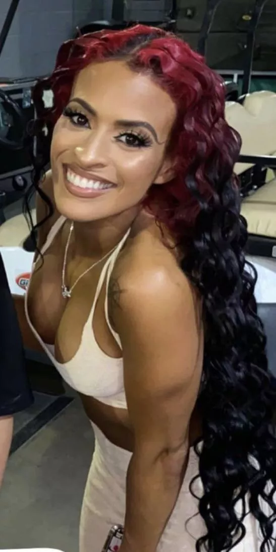 Zelina Vega