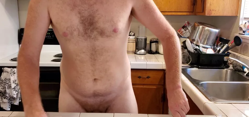 (2/3) Just a cub cleaning his den, nothing out of the ordinary here ๐ M 33 norcal (2/3) Just a cub cleaning his den, nothing out of the ordinary here ๐ M 33 norcal