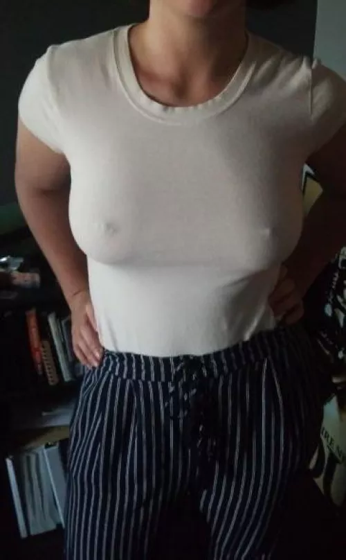 28 bi m Trading kinky wifey. Bi + and willing to show off/chat abt fantasies + send asl and sample to couple2803 on kik 28 bi m Trading kinky wifey. Bi + and willing to show off/chat abt fantasies + send asl and sample to couple2803 on kik