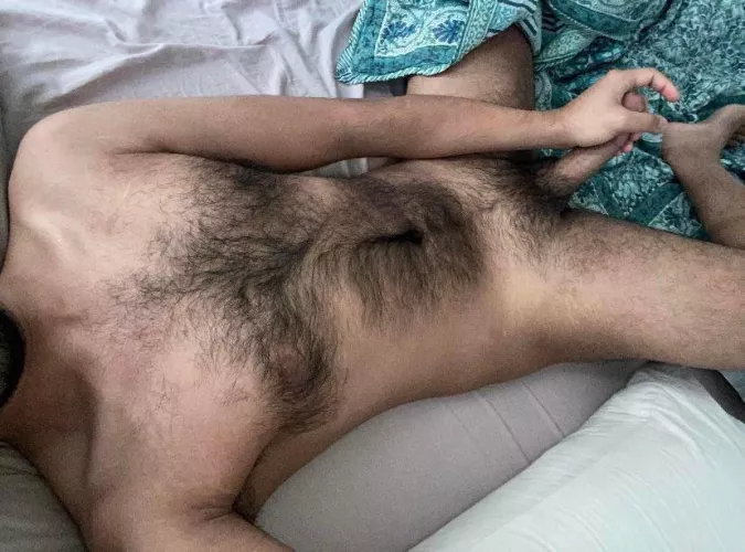 Any hairy bro lovers? Any hairy bro lovers?