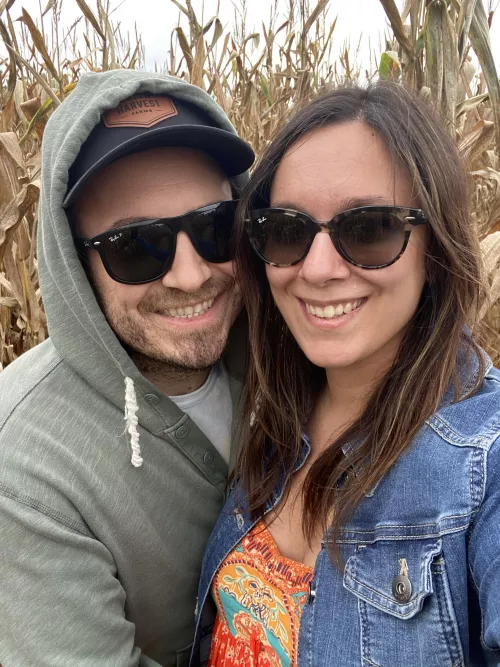 Anyone else love fall dates with Daddy? He was so proud I figured out the βtrickβ to solving any corn maze! π€«ππ Anyone else love fall dates with Daddy? He was so proud I figured out the βtrickβ to solving any corn maze! π€«ππ