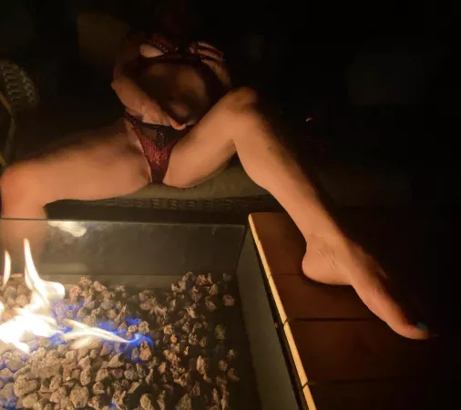 Beautiful night by the (f)ire! Beautiful night by the (f)ire!