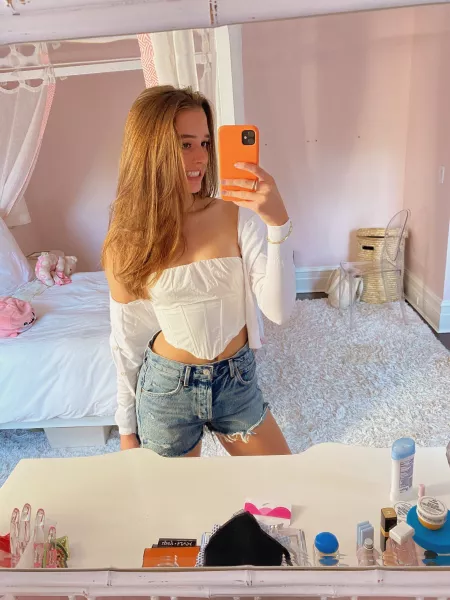 Bedroom selfie Bedroom selfie