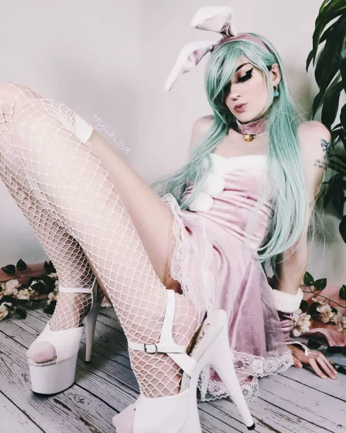 Bunnygirl Elizabeth Liones by Hylialove Bunnygirl Elizabeth Liones by Hylialove