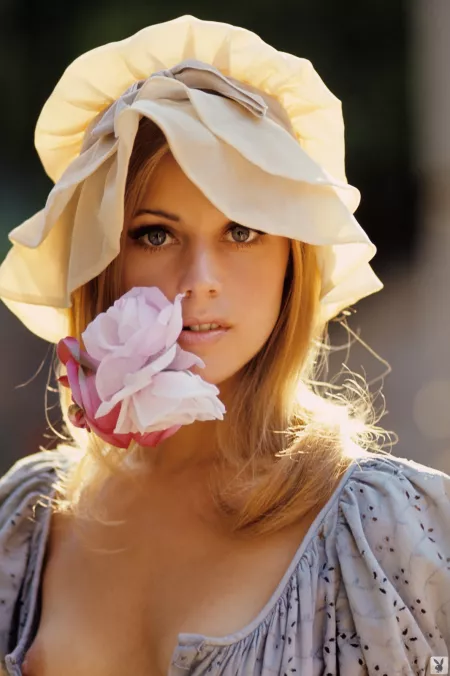 Cathy Rowland - Playmate of August 1971 Cathy Rowland - Playmate of August 1971