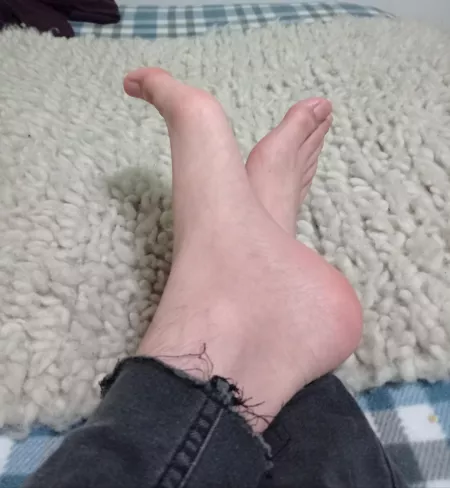 Come give me a massage Come give me a massage