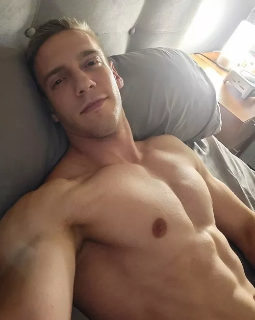 cuddle like weekend plan ? 💙 cuddle like weekend plan ? 💙
