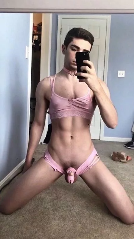 Daddy loves him in pinkπ Daddy loves him in pinkπ