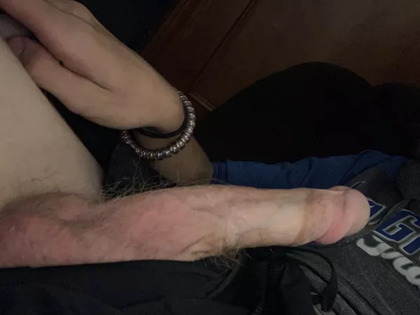 DM me for a free pic of your hot gamer cock DM me for a free pic of your hot gamer cock