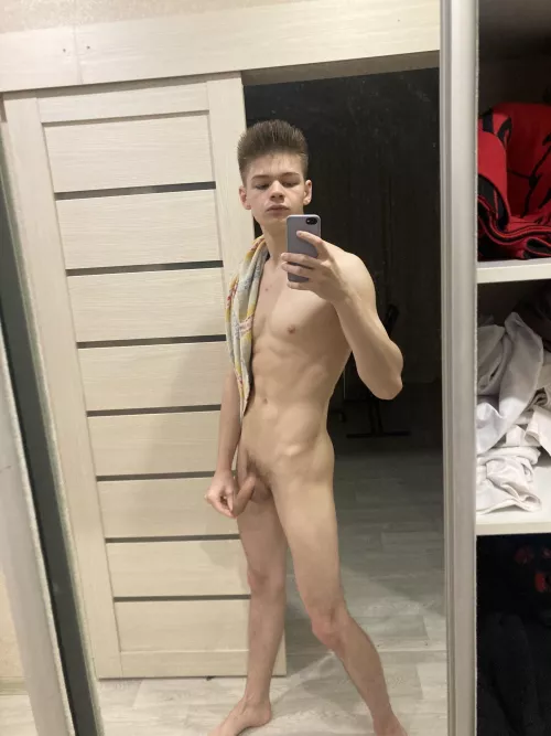 Do you like after shower pics? ๐ Do you like after shower pics? ๐