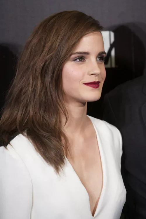 Emma Watson should do a bukkake for charity Emma Watson should do a bukkake for charity