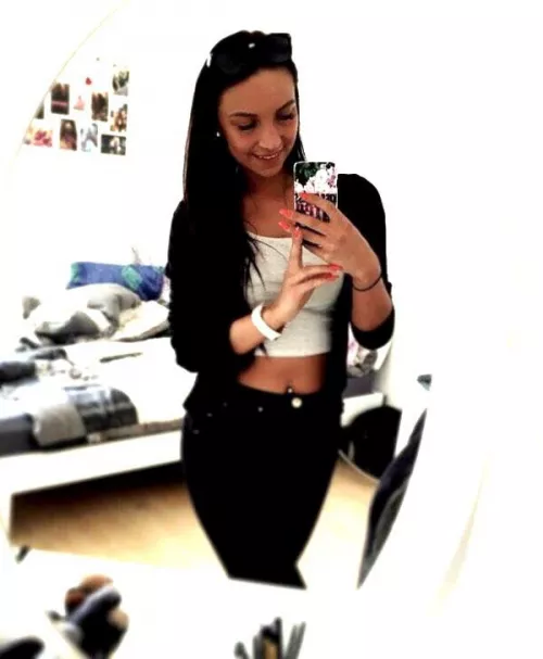 F23 F23